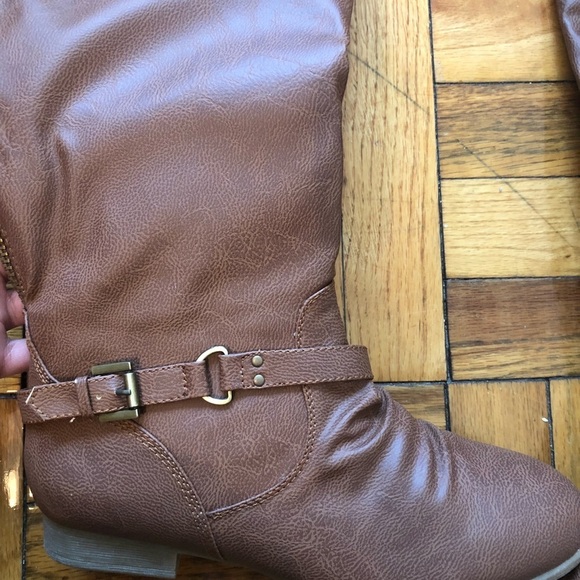 Vegan Leather Tall Brown boots size 9 - Picture 4 of 16